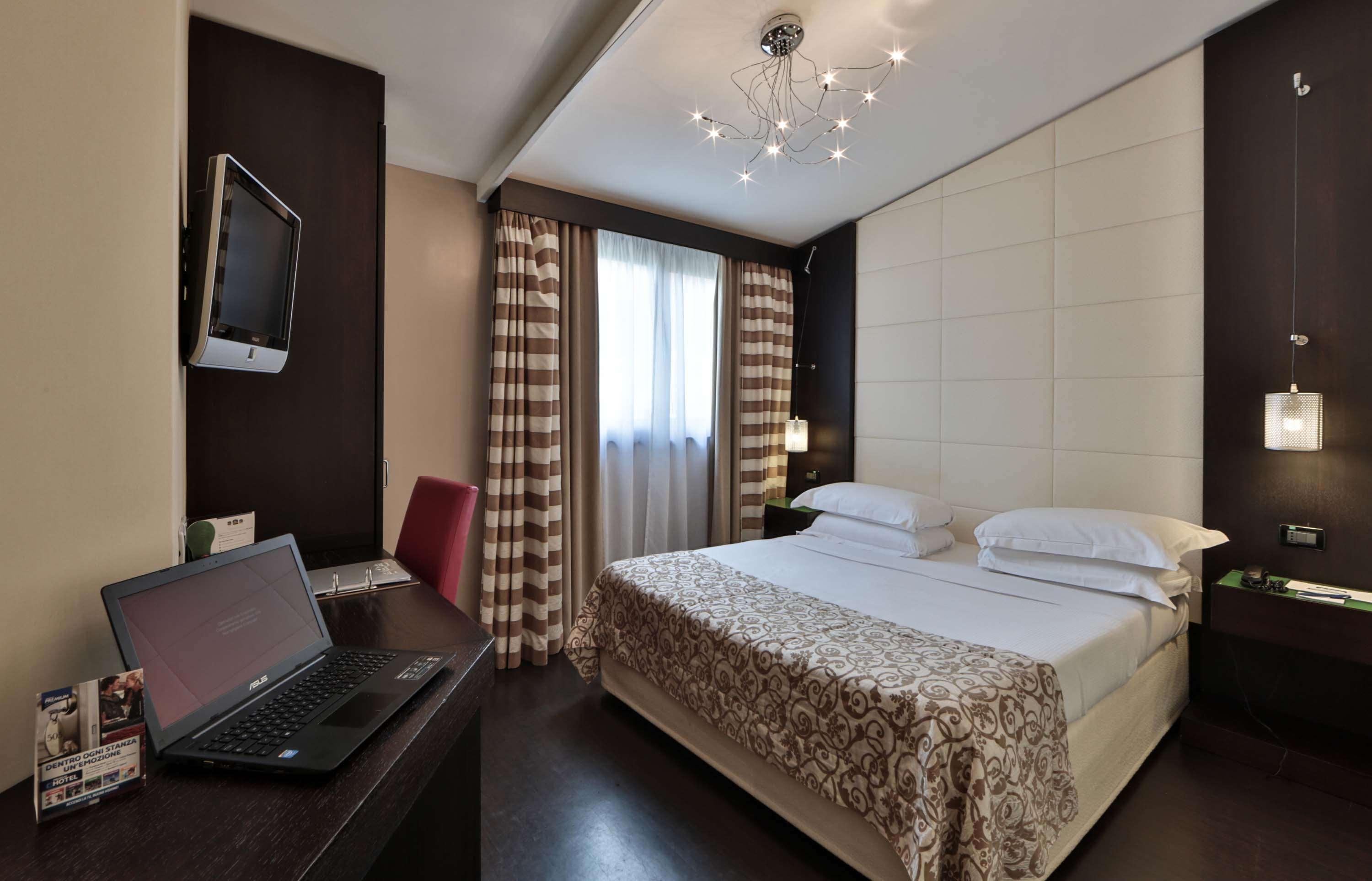 Western Cinemusic Hotell 4*