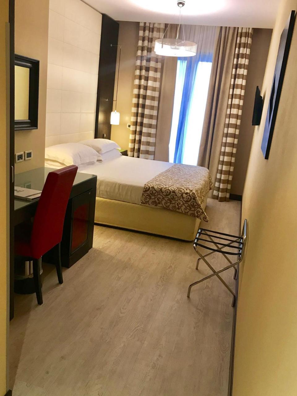 Western Cinemusic Hotell 4*